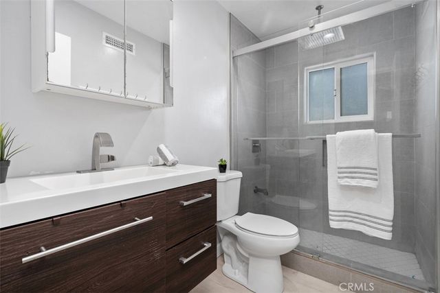 9675 Adams Avenue, Huntington Beach, CA 92646
