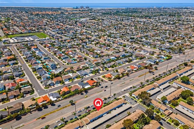 9675 Adams Avenue, Huntington Beach, CA 92646