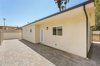 14924 Kittridge St, Van Nuys, CA 91405