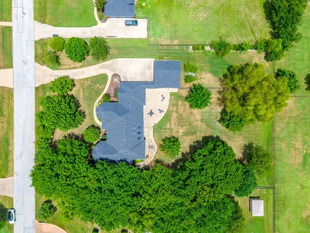 12805 Day Break Trail, Burleson, TX 76028