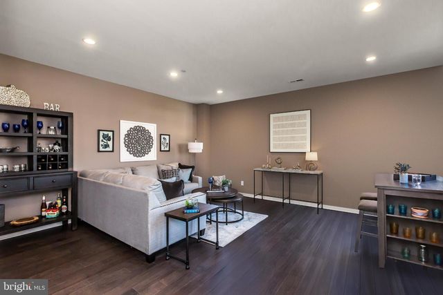 304 EAST SAWYER COURT, Royersford, PA 19468