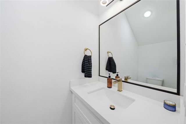 2108 Beall Street, Houston, TX 77008