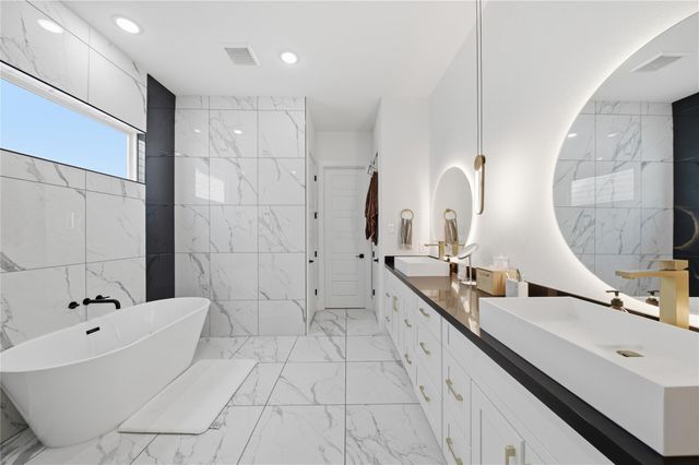 2108 Beall Street, Houston, TX 77008