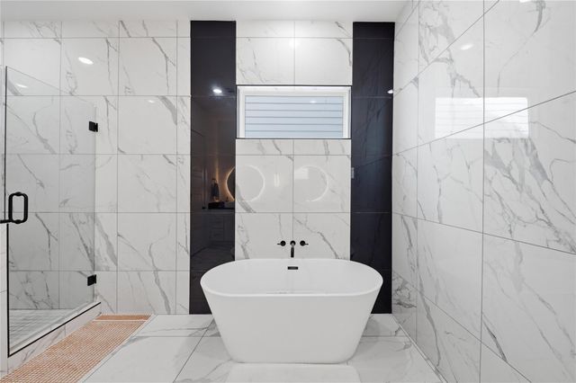 2108 Beall Street, Houston, TX 77008