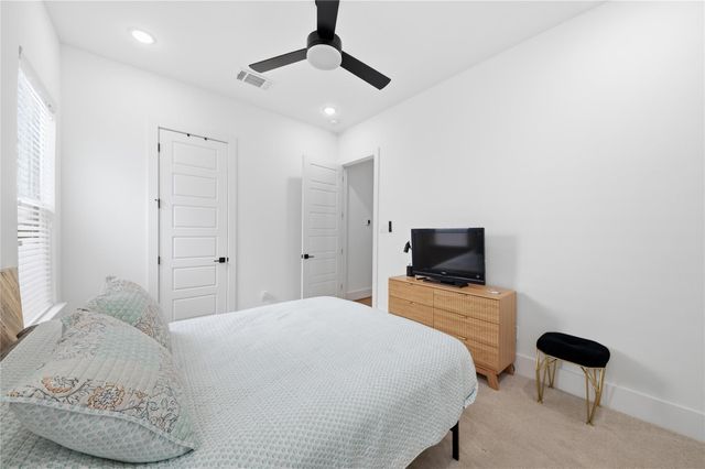 2108 Beall Street, Houston, TX 77008