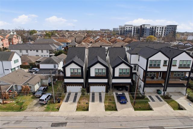 2108 Beall Street, Houston, TX 77008