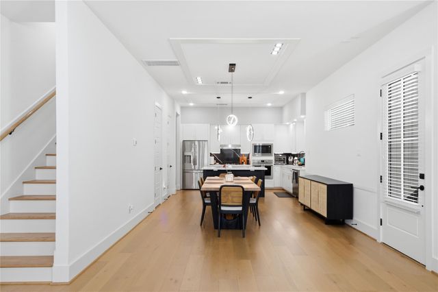 2108 Beall Street, Houston, TX 77008