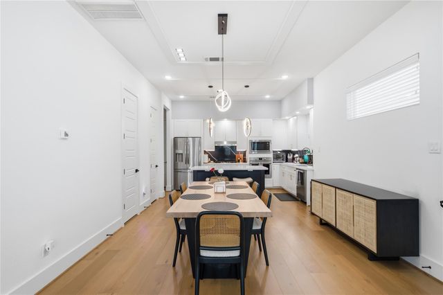 2108 Beall Street, Houston, TX 77008