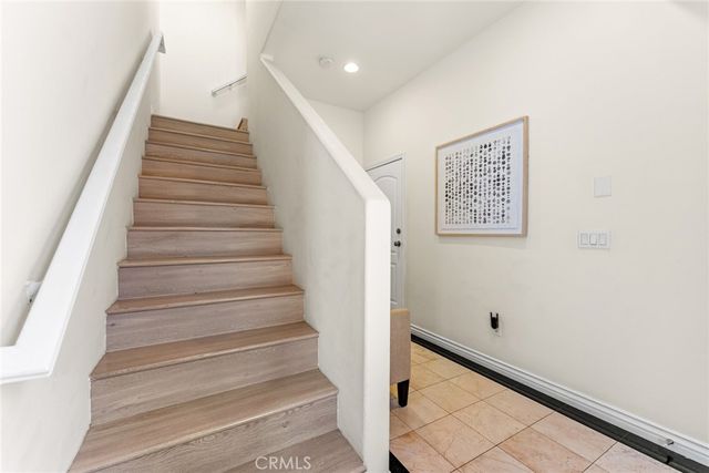 1927 Strathmore Avenue B, San Gabriel, CA 91776