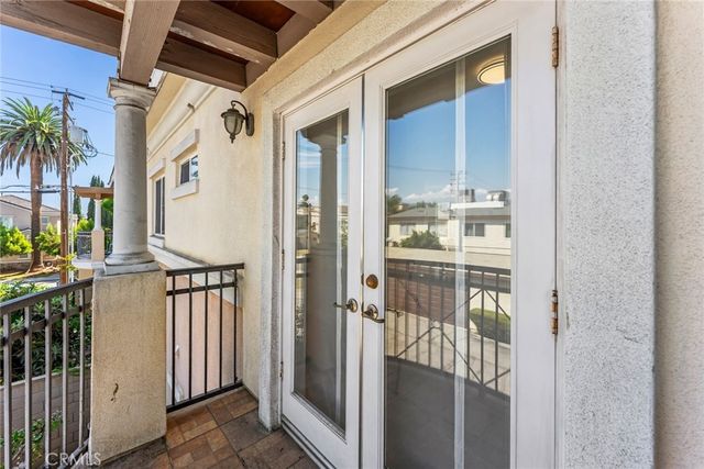 1927 Strathmore Avenue B, San Gabriel, CA 91776