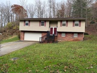 5609 Shawnee Drive, Huntington, WV 25705