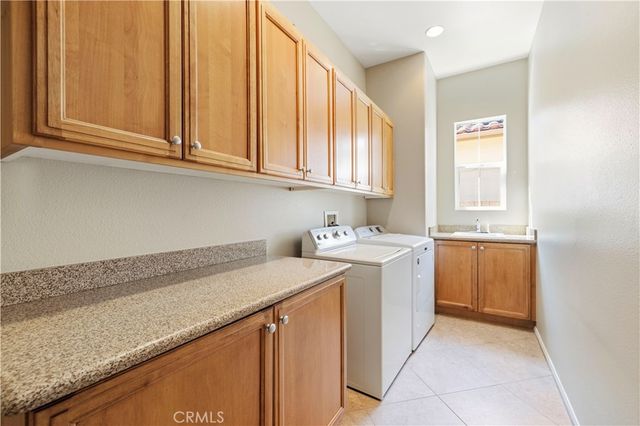 23720 Forest View Court, Valencia, CA 91354
