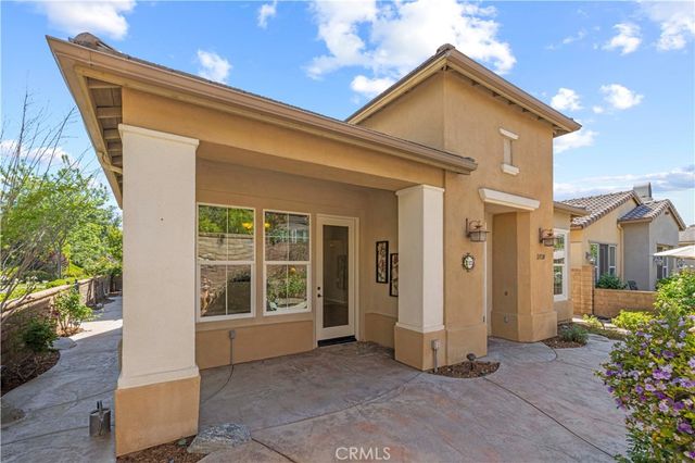 23720 Forest View Court, Valencia, CA 91354