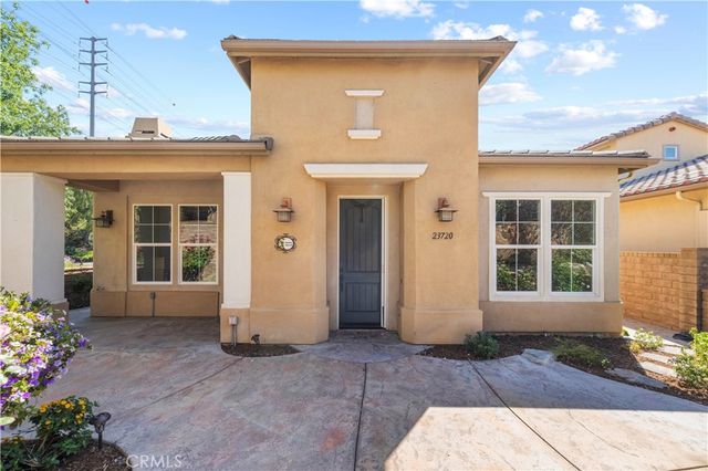 23720 Forest View Court, Valencia, CA 91354