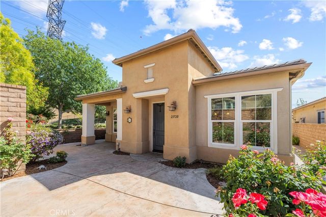 23720 Forest View Court, Valencia, CA 91354