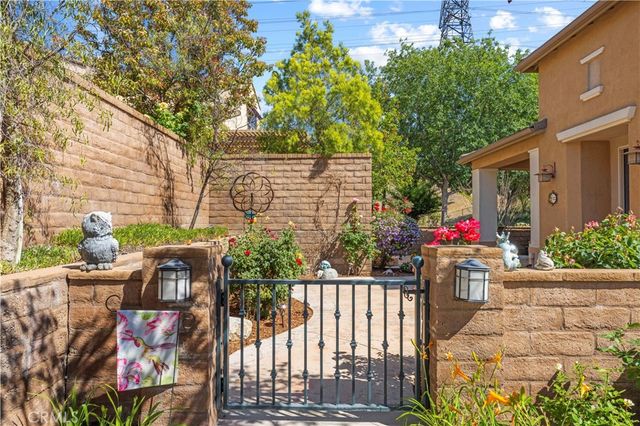 23720 Forest View Court, Valencia, CA 91354