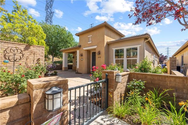 23720 Forest View Court, Valencia, CA 91354