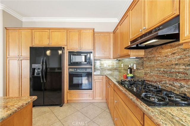 23720 Forest View Court, Valencia, CA 91354
