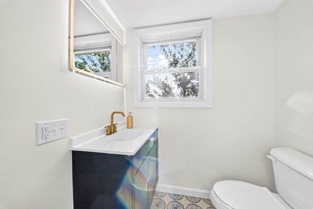 268 Lexington St, Woburn, MA 01801