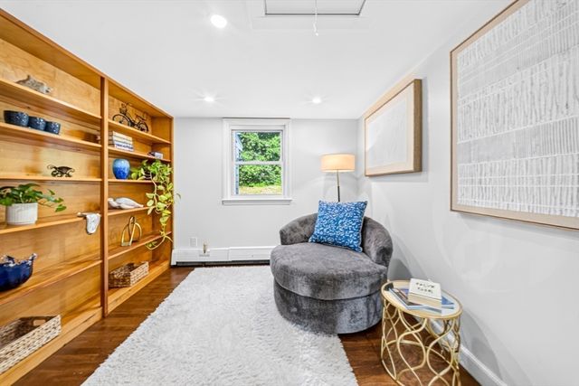 268 Lexington St, Woburn, MA 01801