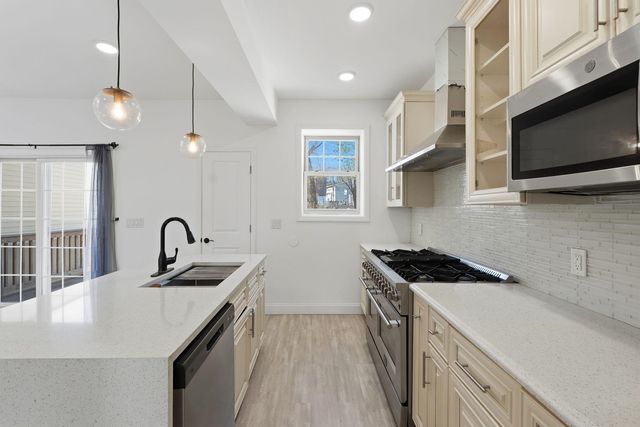 1525 38TH ST, North Bergen, NJ 07047