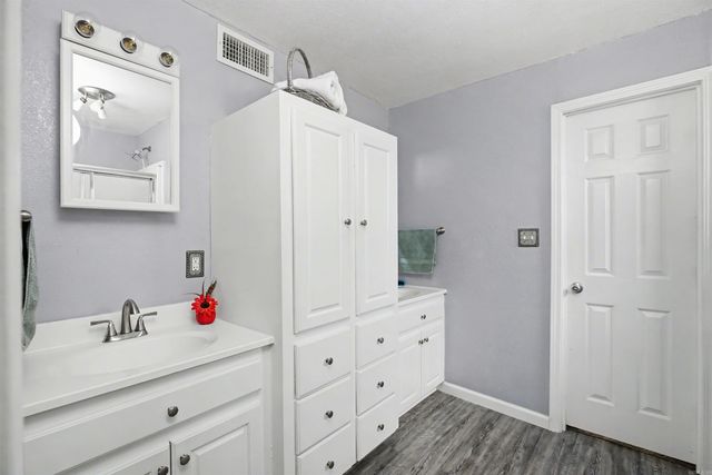 6805 Oxford Drive, White Hall, AR 71602