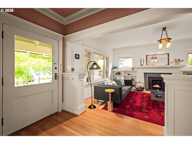 3217 Ne 18TH Ave, Portland, OR 97212