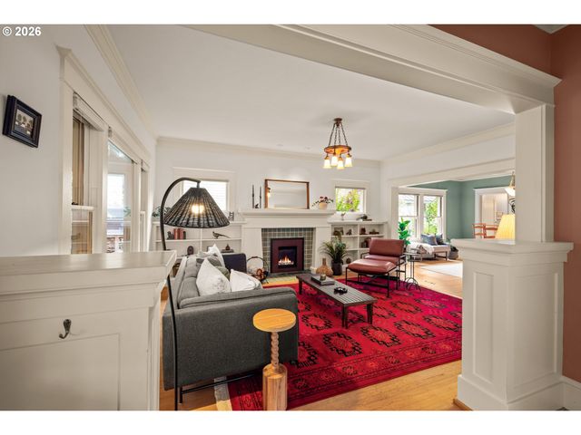 3217 Ne 18TH Ave, Portland, OR 97212