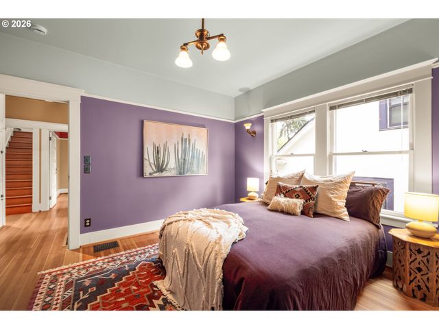3217 Ne 18TH Ave, Portland, OR 97212