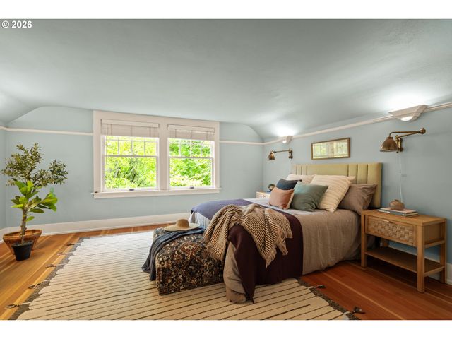3217 Ne 18TH Ave, Portland, OR 97212