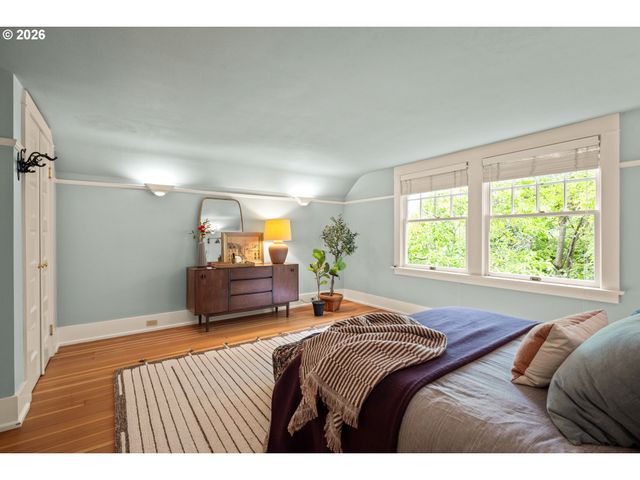 3217 Ne 18TH Ave, Portland, OR 97212