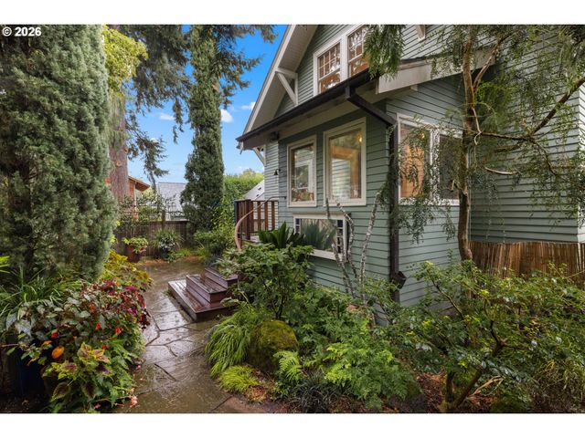 3217 Ne 18TH Ave, Portland, OR 97212