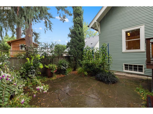 3217 Ne 18TH Ave, Portland, OR 97212