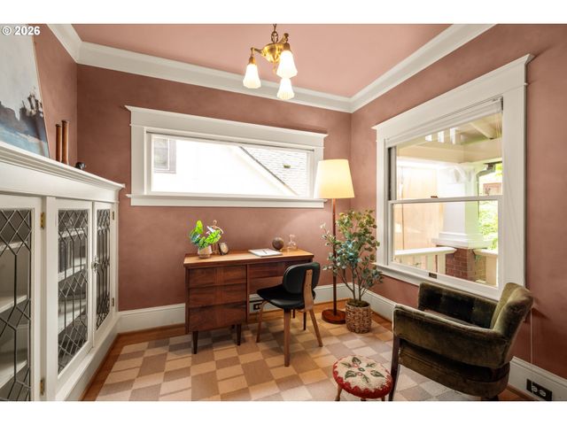 3217 Ne 18TH Ave, Portland, OR 97212