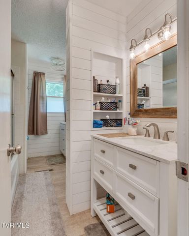 1806 Dellwood Circle, Greeneville, TN 37745
