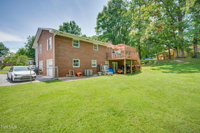 1806 Dellwood Circle, Greeneville, TN 37745