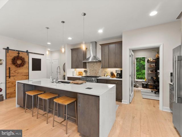 3601 LEONARDS LN, Sutherland, VA 23885