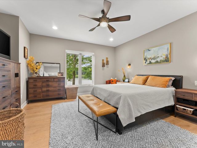 3601 LEONARDS LN, Sutherland, VA 23885