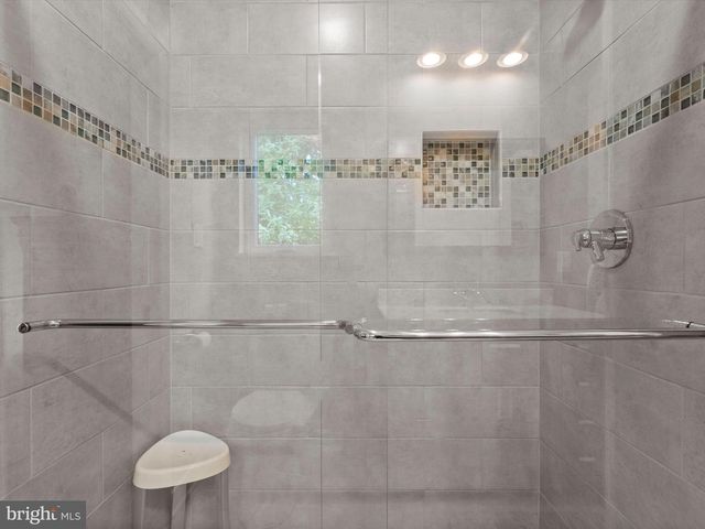 3601 LEONARDS LN, Sutherland, VA 23885