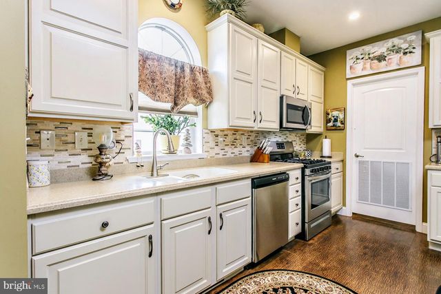 58 MIDDLEMARCH RD, Douglassville, PA 19518