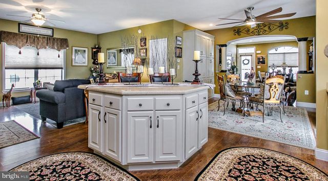 58 MIDDLEMARCH RD, Douglassville, PA 19518