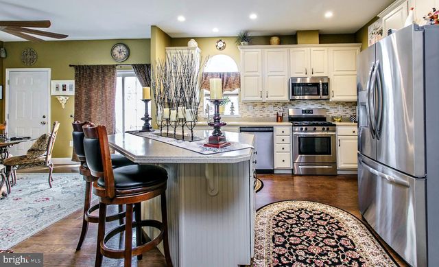 58 MIDDLEMARCH RD, Douglassville, PA 19518
