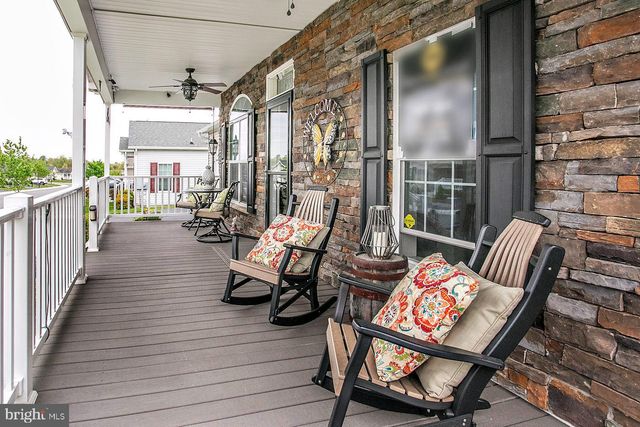 58 MIDDLEMARCH RD, Douglassville, PA 19518
