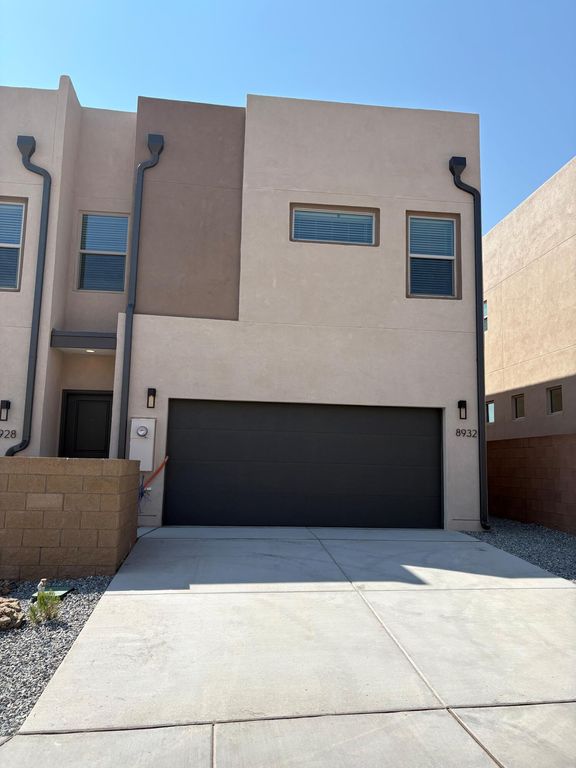 8932 Mountain Ash Avenue SW, Albuquerque, NM 87121