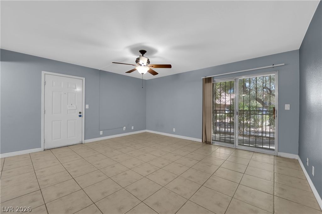 5242 River Glen Drive 439, Las Vegas, NV 89103 — photo 2