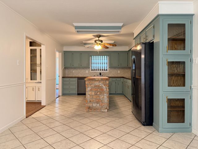 33 Serene Blvd., Hattiesburg, MS 39402