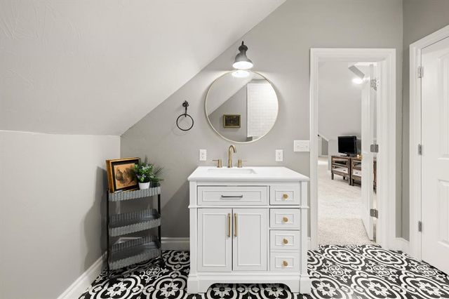 14701 N Western Avenue, Edmond, OK 73013