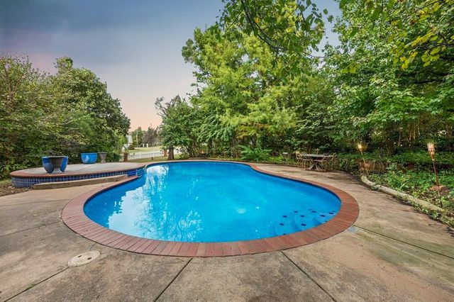 14701 N Western Avenue, Edmond, OK 73013