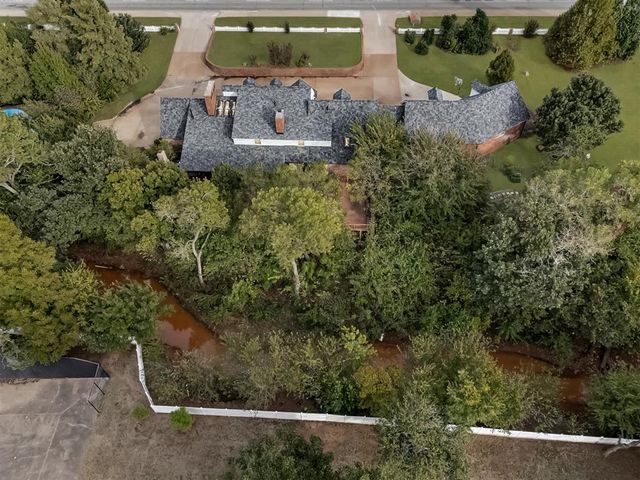 14701 N Western Avenue, Edmond, OK 73013