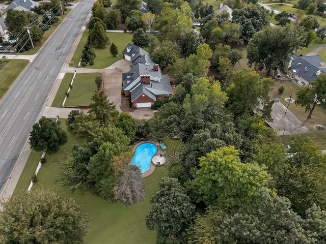 14701 N Western Avenue, Edmond, OK 73013